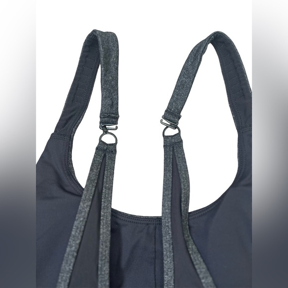 LAM Lifestyle & Movement Small  Black Support Sports and Athletic Bra. Size: S. - Picture 6 of 7